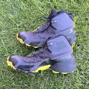 Salomon Men’s Cross Hike Mid GTX Hiking Boot
